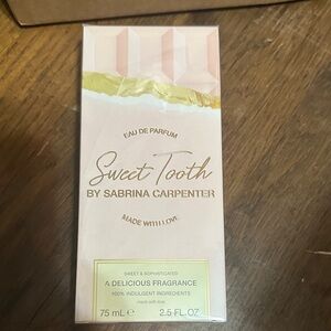 Sweet Tooth by Sabrina Carpenter Eau de Parfum - Pink